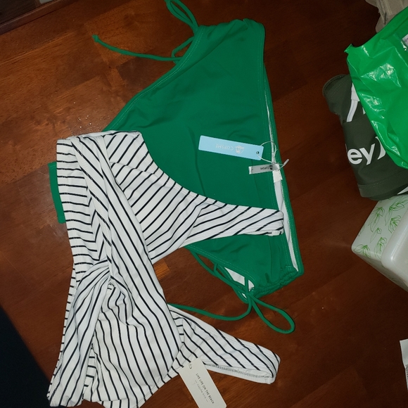Cupshe Stripe Bikini With Green Cinched Bottom - Picture 5 of 9